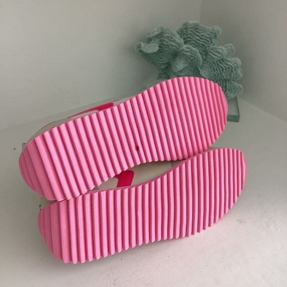 ~HOST PICK~NEW STEVE MADDEN NEUTRAL AND PINK SNEAKERS SHOES Sz 8 - Picture 8 of 8